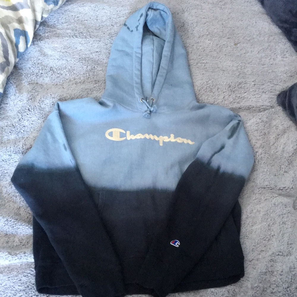 Champion hoodie new never use